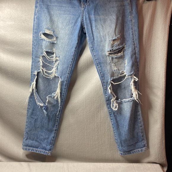 Buckle Bridge by Gly Mom Fit distressed blue jeans size 25 - Picture 4 of 12